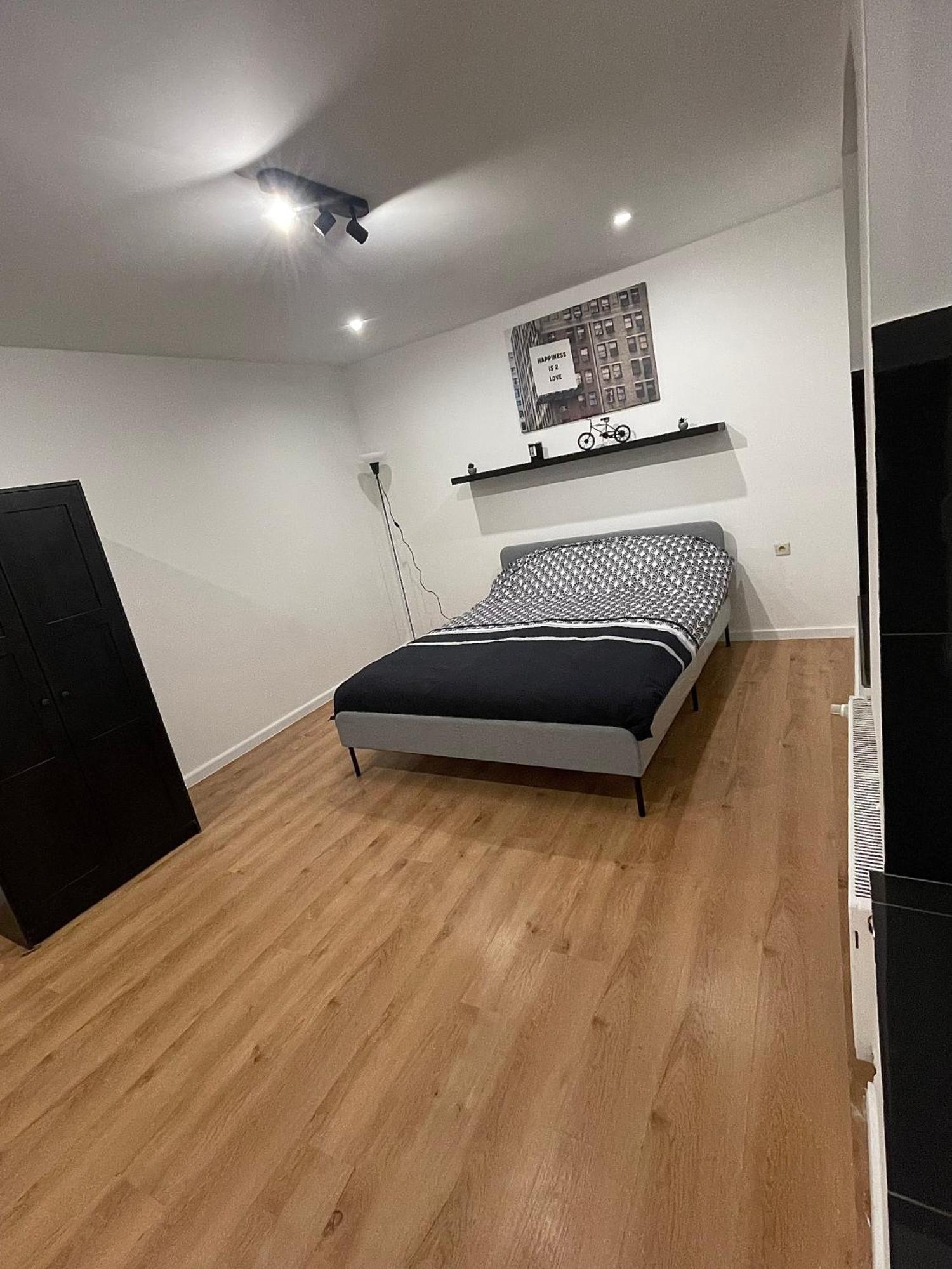 Appartement Au Coeur De Bruxelles מראה חיצוני תמונה